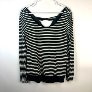 Skies are Blue charcoal gray cream stripe v-neck long sleeve top layer look M